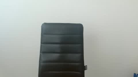 Vivian online show from March 4, 2026, 1:17 pm