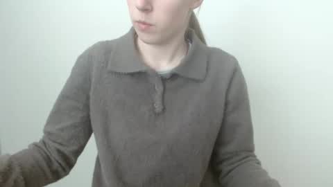 Vivian online show from March 24, 2026, 12:10 pm