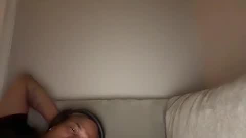 Snapshot of loved19 chatting on January 16, 2026, 11:03 am loved19 online show from January 16, 2026, 11:03 am