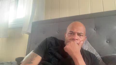 Snapshot of loved19 chatting on February 22, 2026, 5:44 pm loved19 online show from February 22, 2026, 5:44 pm