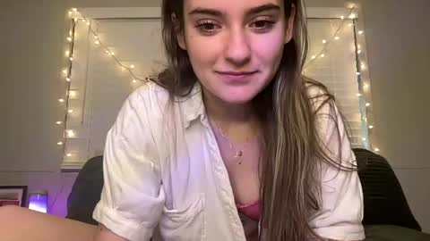 Olivia Rose online show from June 20, 2026, 6:22 pm