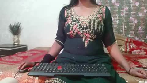 Divya online show from February 16, 2025, 3:05 pm