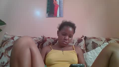 lovegal335 online show from March 27, 2026, 8:09 am