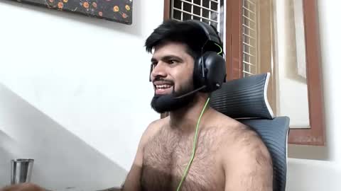 Snapshot of lovehairyindian chatting on May 2, 2026, 9:09 pm Indian hairy online show from May 2, 2026, 9:09 pm