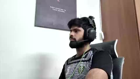 Snapshot of lovehairyindian chatting on May 14, 2026, 8:32 am Indian hairy online show from May 14, 2026, 8:32 am