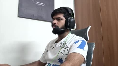 Snapshot of lovehairyindian chatting on May 26, 2026, 5:03 am Indian hairy online show from May 26, 2026, 5:03 am
