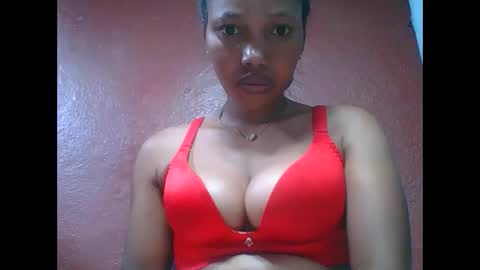 loveinlife750427 online show from November 12, 2025, 5:08 am