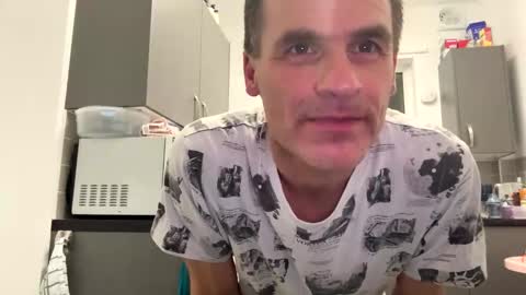 getnaked123 online show from November 23, 2025, 2:33 am