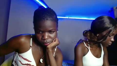 Snapshot of lovelent_shaz chatting on February 19, 2026, 6:15 pm Shaz online show from February 19, 2026, 6:15 pm