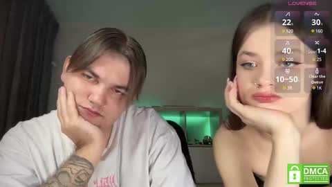 Snapshot of lovelly_mooncouple chatting on February 16, 2025, 9:04 am Mileena and Oliver online show from February 16, 2025, 9:04 am