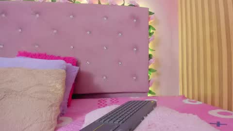Snapshot of lovely__kiss__ chatting on June 8, 2026, 6:19 pm Kissy online show from June 8, 2026, 6:19 pm