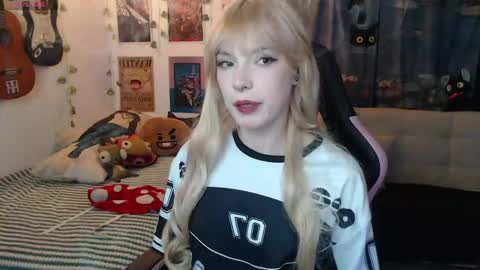 Cassie online show from June 3, 2026, 11:54 pm