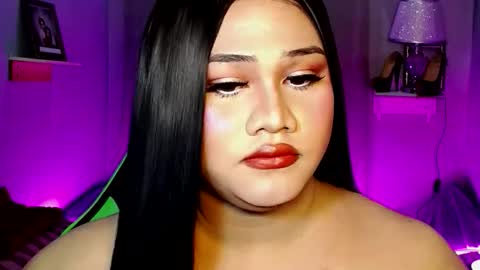 lovely_coleen online show from September 21, 2025, 4:08 pm