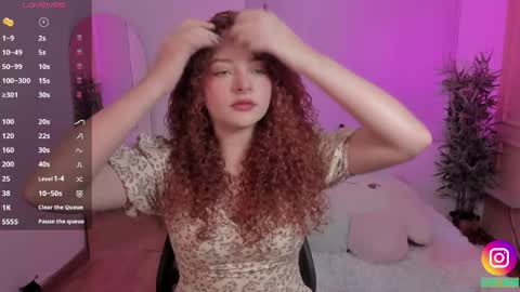 Snapshot of lovely_emma18 chatting on April 30, 2026, 2:12 pm Emma online show from April 30, 2026, 2:12 pm