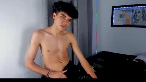 Salo online show from April 13, 2026, 3:06 pm