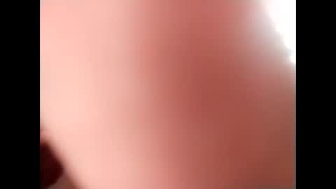 lovely_hot28 online show from February 19, 2026, 2:40 am