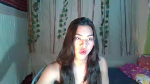 Snapshot of lovely_krizzy chatting on November 26, 2025, 11:22 am lovely_krizzy online show from November 26, 2025, 11:22 am
