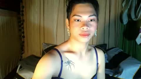 Snapshot of lovely_krizzy chatting on February 4, 2026, 9:31 pm lovely_krizzy online show from February 4, 2026, 9:31 pm