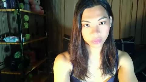 Snapshot of lovely_krizzy chatting on February 17, 2026, 11:18 am lovely_krizzy online show from February 17, 2026, 11:18 am