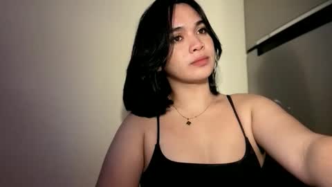 Snapshot of lovely_kurtny04 chatting on October 28, 2025, 3:58 pm LOVE online show from October 28, 2025, 3:58 pm