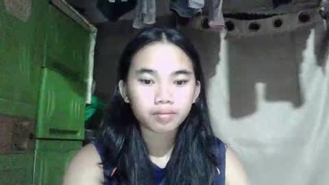 Snapshot of lovely_marie572336 chatting on February 8, 2026, 2:42 pm lovely_marie572336 online show from February 8, 2026, 2:42 pm