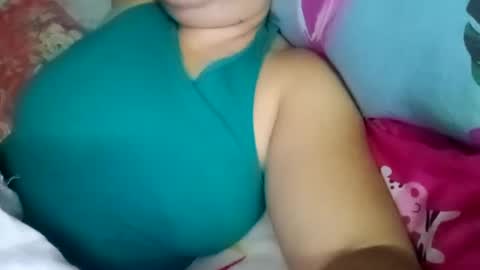 Snapshot of lovely_orchid chatting on January 6, 2025, 10:24 am lovely_orchid online show from January 6, 2025, 10:24 am