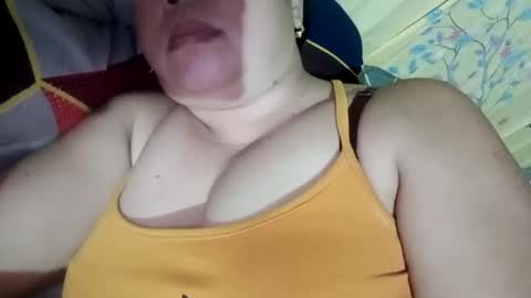 Snapshot of lovely_orchid chatting on January 27, 2025, 10:27 am lovely_orchid online show from January 27, 2025, 10:27 am