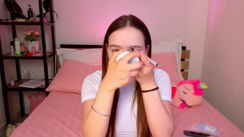 Snapshot of lovely_poppy chatting on September 26, 2025, 1:42 am Lolly online show from September 26, 2025, 1:42 am