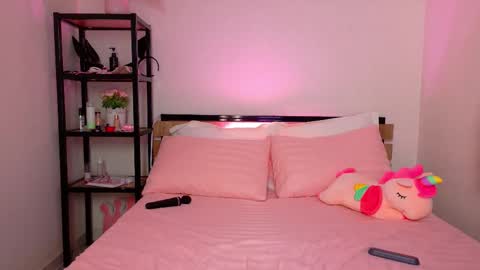 Snapshot of lovely_poppy chatting on October 2, 2025, 1:45 am Lolly online show from October 2, 2025, 1:45 am