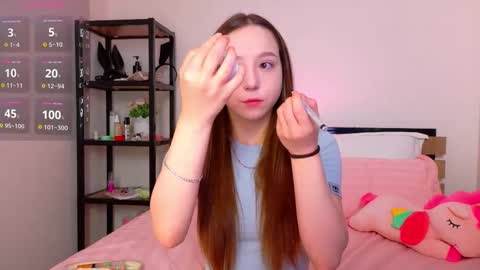 Snapshot of lovely_poppy chatting on October 27, 2025, 1:31 am Lolly online show from October 27, 2025, 1:31 am