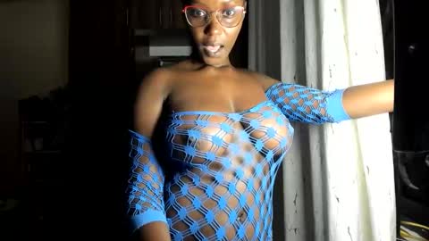 Snapshot of lovely_princes1 chatting on May 17, 2026, 6:26 pm I am witty online show from May 17, 2026, 6:26 pm