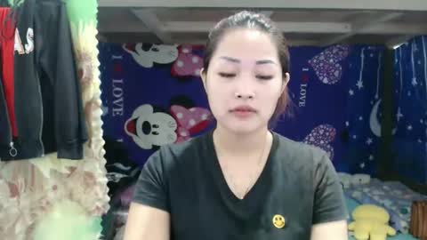 Snapshot of lovely_singlemom chatting on April 30, 2026, 3:13 am ask me dear online show from April 30, 2026, 3:13 am