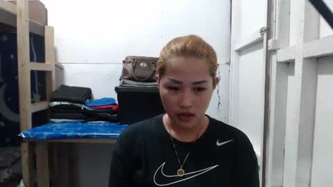 Snapshot of lovely_singlemom chatting on May 25, 2026, 12:38 am ask me dear online show from May 25, 2026, 12:38 am