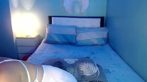 Snapshot of lovely_yna444 chatting on January 2, 2025, 5:35 am Yna online show from January 2, 2025, 5:35 am