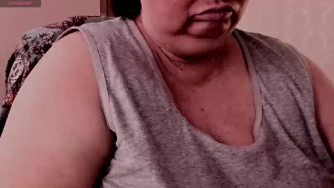 Snapshot of lovelyboobsx chatting on March 10, 2026, 4:28 am Anelana online show from March 10, 2026, 4:28 am