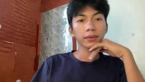 lovelyboy_jm online show from May 26, 2026, 11:56 pm