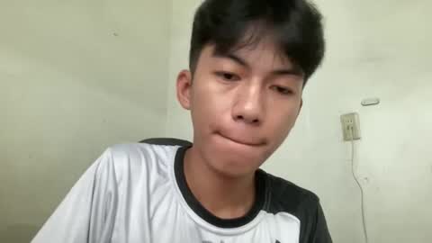 lovelyboy_jm online show from June 5, 2026, 12:28 am