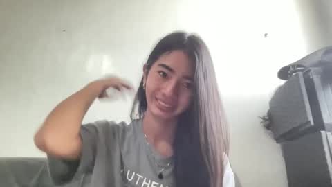 lovelyours_kishia online show from April 15, 2026, 1:34 am