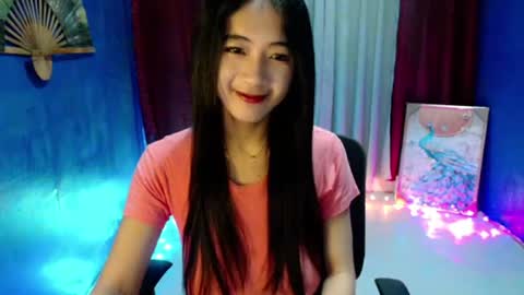 Snapshot of lovelypetite143 chatting on July 5, 2026, 7:21 pm lovelypetite143 online show from July 5, 2026, 7:21 pm