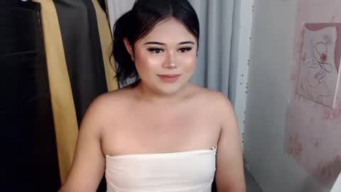 lovely online show from April 21, 2026, 8:53 am