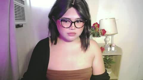 lovely online show from June 24, 2026, 4:55 am