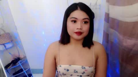 Snapshot of lovelyrhean chatting on April 28, 2026, 11:15 am Rhean online show from April 28, 2026, 11:15 am