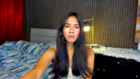 Snapshot of lovemarie19x chatting on January 22, 2025, 5:48 am pauleen online show from January 22, 2025, 5:48 am