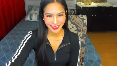 Snapshot of lovemarie19x chatting on September 28, 2025, 5:02 am pauleen online show from September 28, 2025, 5:02 am