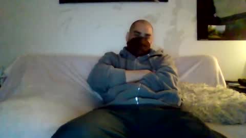 Snapshot of lovepeacedoll chatting on December 6, 2024, 11:33 am lovepeacedoll online show from December 6, 2024, 11:33 am