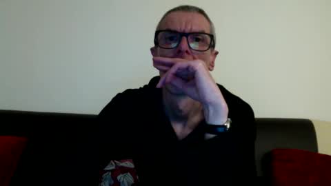 Snapshot of lovepvclate40s chatting on February 8, 2025, 9:57 pm lovepvcearly50s online show from February 8, 2025, 9:57 pm