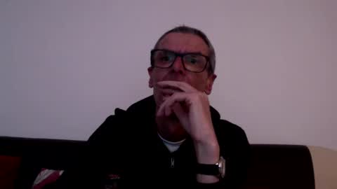 Snapshot of lovepvclate40s chatting on March 9, 2025, 5:06 pm lovepvcearly50s online show from March 9, 2025, 5:06 pm