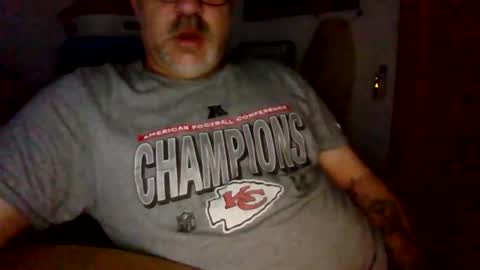 lover010983 online show from February 11, 2026, 7:02 am