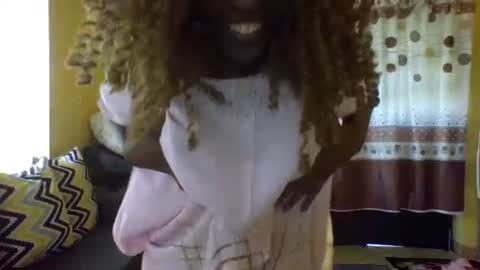 lovers online show from December 1, 2025, 1:16 pm