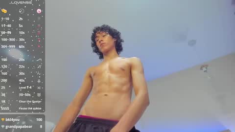 Snapshot of loverboy8_ chatting on January 10, 2025, 11:00 am loverboy8_ online show from January 10, 2025, 11:00 am